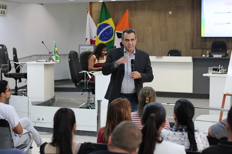 Diretor e Coordenador da Escola do Legislativo de Divinópolis Ministrarão Palestras na Câmara de Cajuru