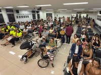 Instituições de ensino receberam homenagem da Câmara