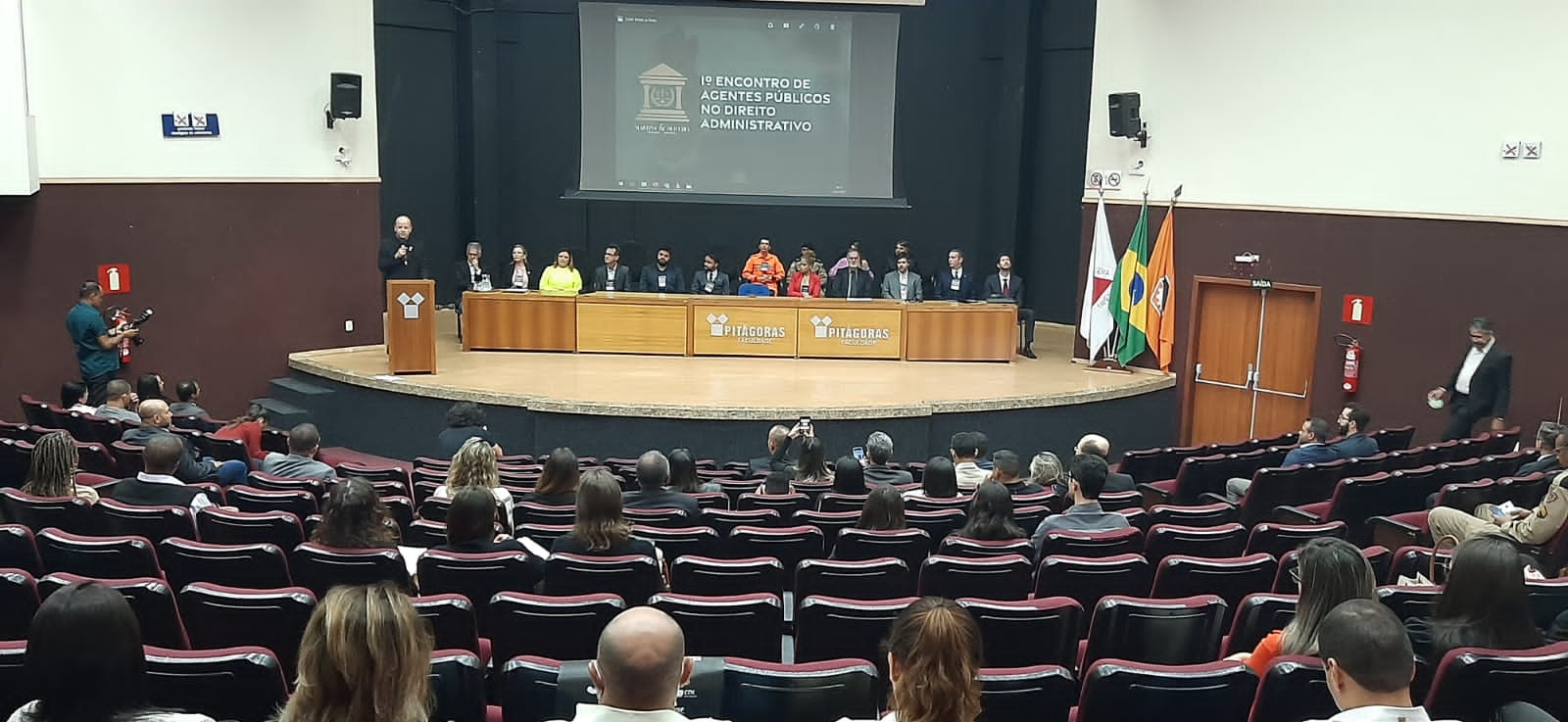 Câmara participa de encontro que apresenta nova Lei de Licitação