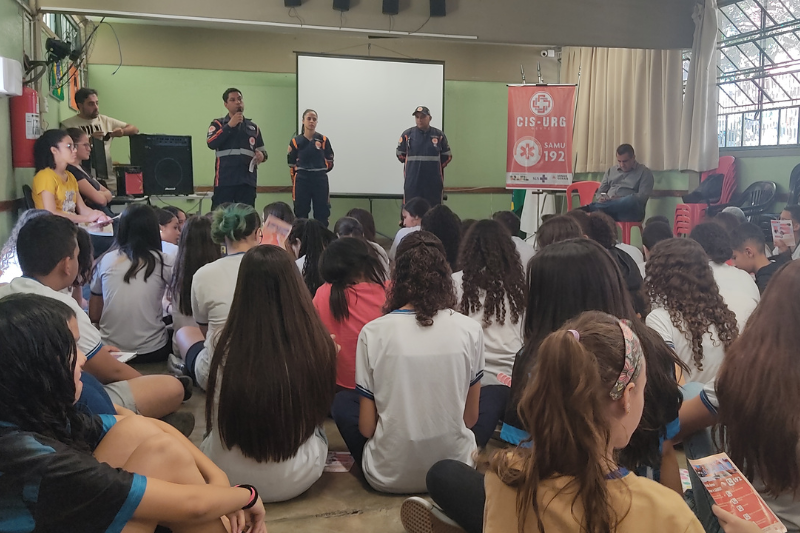 Semana SAMU sem trotes é realizado nas escolas