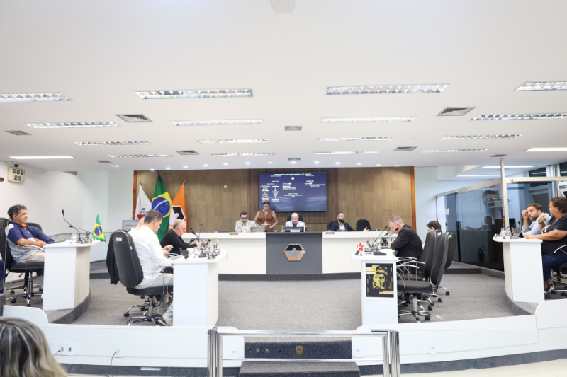 Vereadores aprovam gratuidade no transporte coletivo para estudantes que farão o Enem