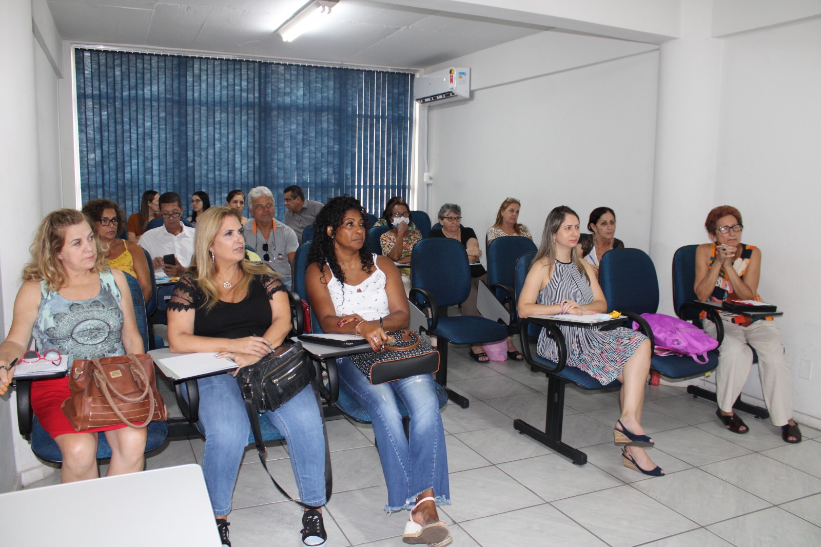 Servidores aposentados participam de Workshop sobre educação financeira  